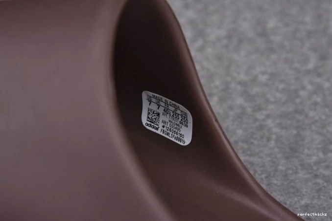 G55495 Yeezy Adidas Soot Slide 0717